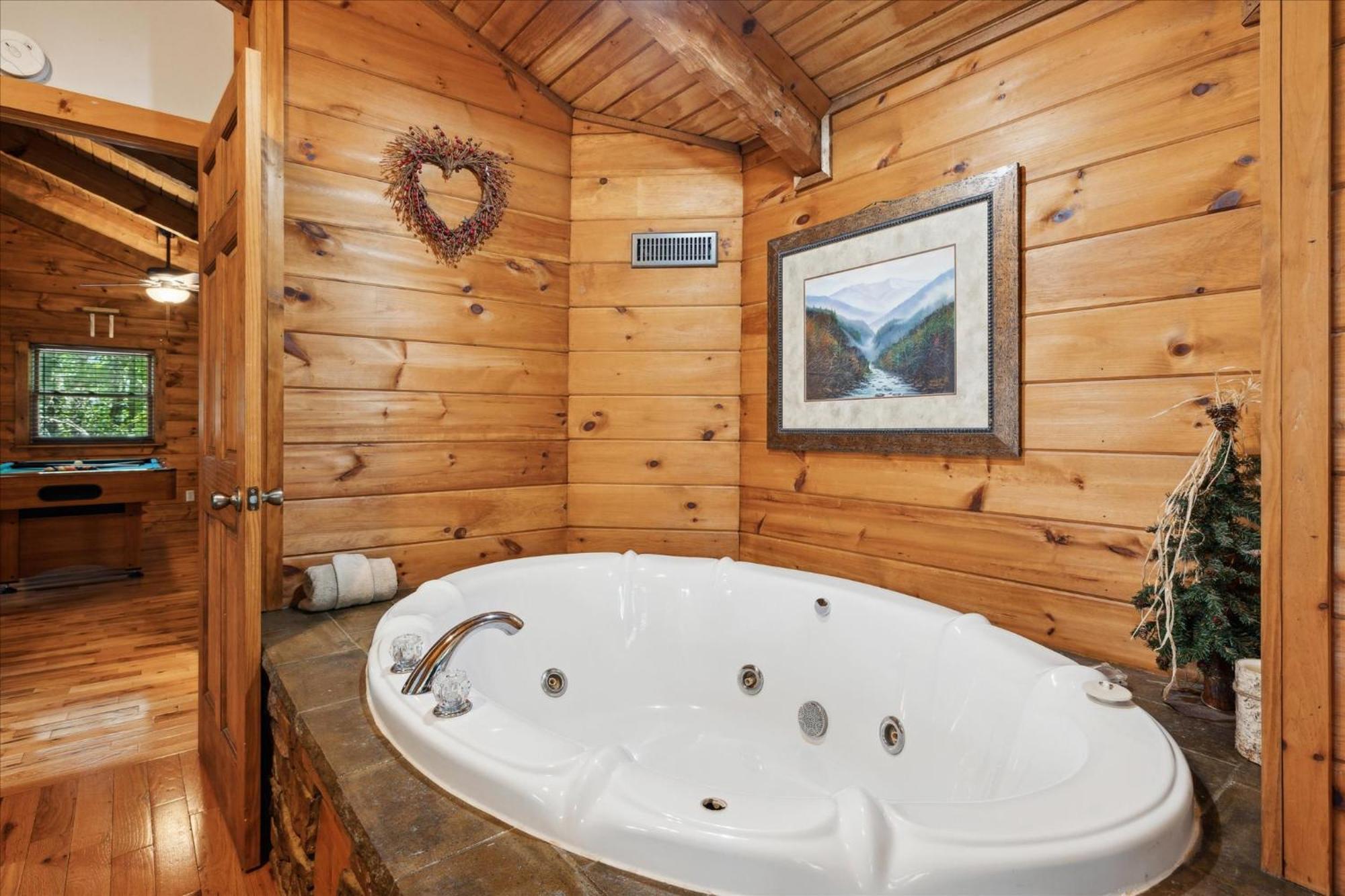 A Charming Cabin, Pool, Firepit, Hot Tub-Jacuzzi Гатлинбург Экстерьер фото